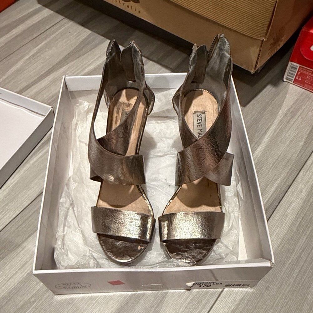 Steve Madden Bronze Metallic Crisscross Wedge leather Sandals